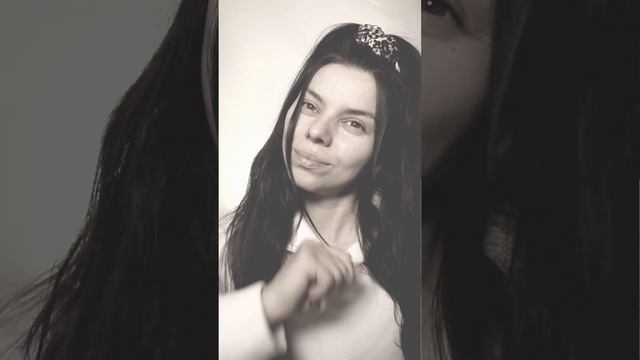 ✨Туториал макияжа и причёски в следующих видео. Дизайн маникюра в ленте