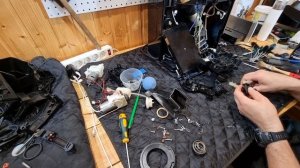 Melitta caffeo varianza csp. Течь мультиклапана.Замена крышки, а потом и  мультиклапана...