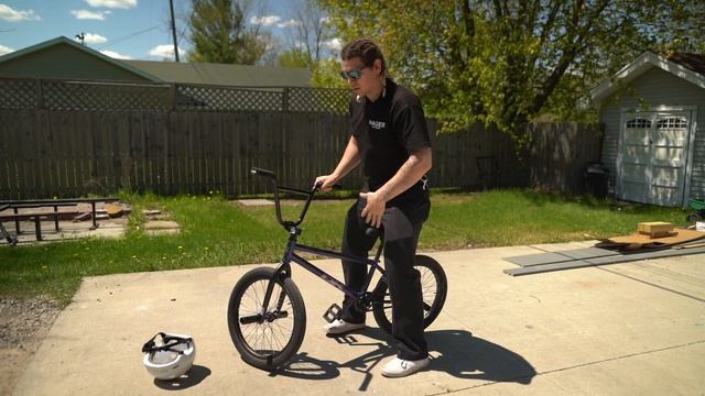 5 Easy BMX Tricks to Learn First смотреть онлайн