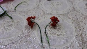 Рябина из бисера и бусин