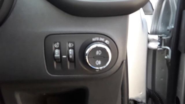 FY67MWE Vauxhall Crossland X 1.2 16V Turbo Ecotec 110PS SE Nav 5dr смотреть онлайн