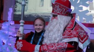 Кристина Ермолинская в гостях у Деда Мороза. Kristina Ermolinskaya visits Ded Moroz.