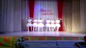 " Танец белых лебедей " в исполнении мужчин 1 Хомустахского наслега Намского улуса РС ( Я )