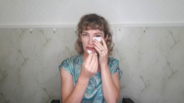 Снимаем макияж правильно!