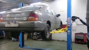 Подъемник двухстоечный электрогидравлический автомобильный TOPLIFT | Подъемник для автосервиса