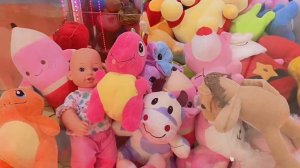 ПРОГУЛЯЛИСЬ ПО АППАРАТАМ 🥰НАЛОВИЛИ МНОГО КЛАССНЫХ ИГРУШЕК (большая акула, мышь, лягушки-двойняшки)