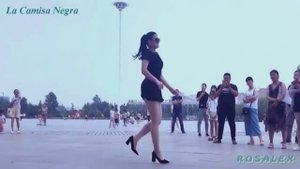 Танцуют все.  Шаффл. La Camisa Negra.