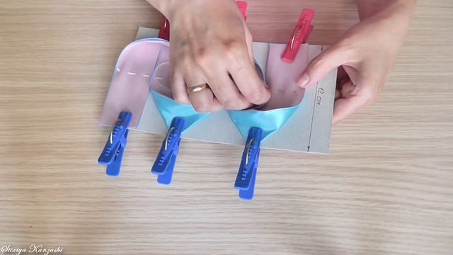 Украшение на заколку Канзаши / Розово-голубой бант смотреть онлайн