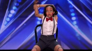 талант танца робот!!!