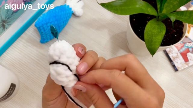 Как вышить пальчики • Вязание игрушек крючком • Амигуруми крючком