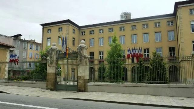 Foix - Ariège - Occitania - Occitanie - Foix France - Visit France - Se Canto - Hymne Occitan смотреть онлайн