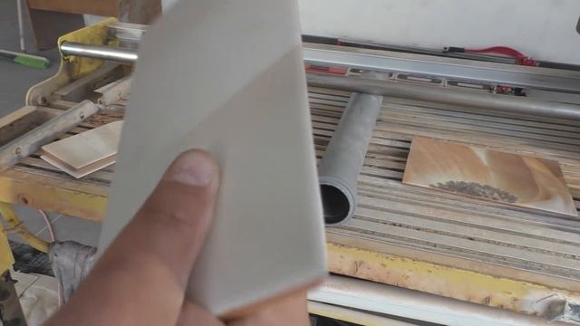 Как запилить кривую плитку под 45° без пыли!)