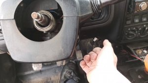 Как снять рулевую колонку на Волге 31105. Ремонт Волги своими руками.