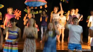 Танец под песню "Революция"