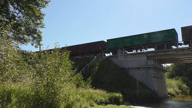 Грузовой тепловоз 2ТЭ10МK-2804 (ТЧ-16 Витебск) / Diesel locomotive 2TE10MK-2804 (Vitebsk depot). смотреть онлайн
