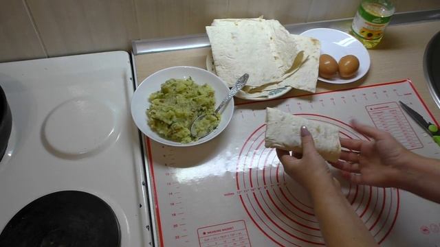 РЕЦЕПТ НАХОДКА! ТЕПЕРЬ БУДУ ГОТОВИТЬ ТОЛЬКО ТАК! САМЫЕ ЛЕНИВЫЕ ПИРОЖКИ! смотреть онлайн