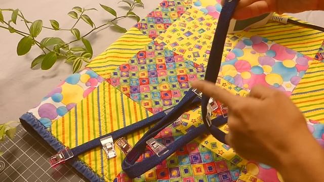 DIY Mini Denim Cell Phone Crossbody Bag with Tassel and 2 Pockets | Old Jeans Idea | Bag Tutorial смотреть онлайн