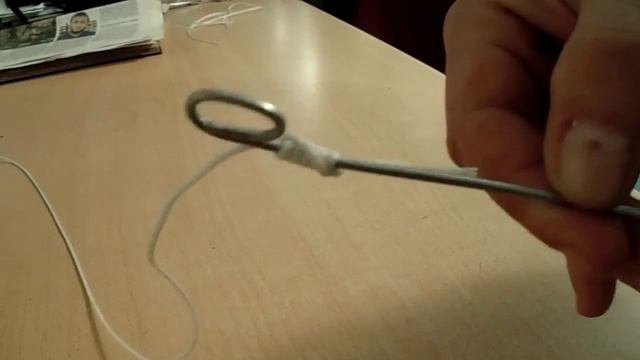 Как привязать крючок и вертлюжок ! Дедовский способ !