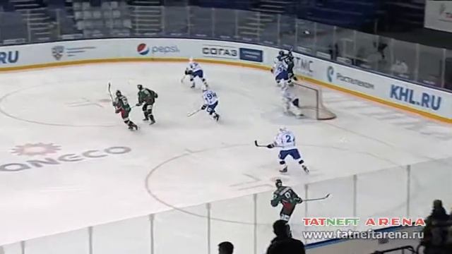 Чемпионат МХЛ сезона 2015-2016 | Ирбис (Казань) - Реактор (Нижнекамск) смотреть онлайн