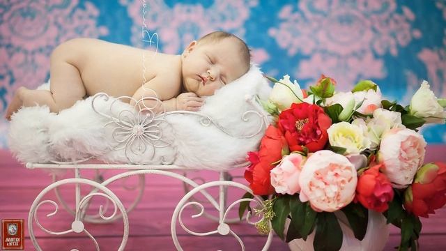 ? Молитвы о детях . Молитва Пресвятой Троице о болящем ребенке смотреть онлайн