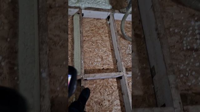 УТЕПЛЯЕМ ПОЛ ПЕНОПОЛИУРЕТАНОМ (ППУ) ЧЕРЕЗ ТЕПЛОВИЗОР / Пена-нн смотреть онлайн