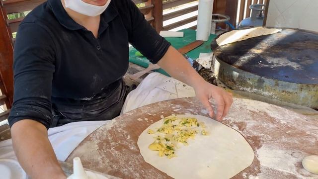 Турецкие ЛЕПЕШКИ ГЁЗЛЕМЕ Gözleme Delicious Turkish Street Food
