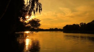 футаж - озеро вечером