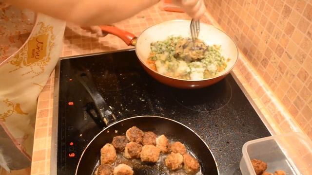 Фрикадельки в овощах смотреть онлайн