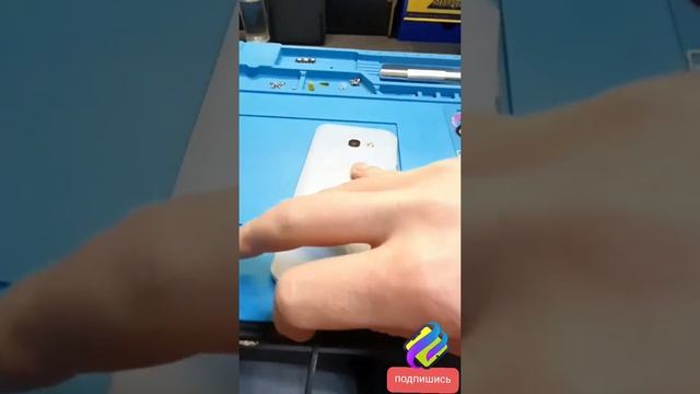 ремонт телефонов. гугл мужик смотреть онлайн