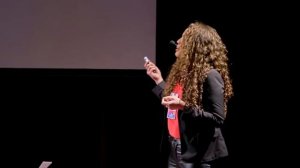 ¿Qué tienen los pobres en la cabeza? | Mayra Arena | TEDxBahiaBlanca