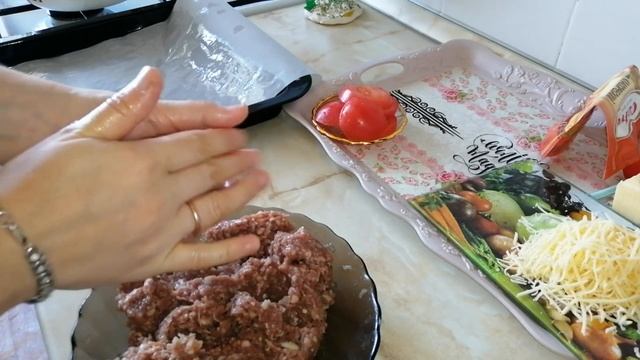 Лёгкий простой и вкусный обед. Блюда из фарша и помидоров.
