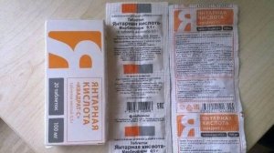 Чем и как подкормить комнатные цветы зимой?