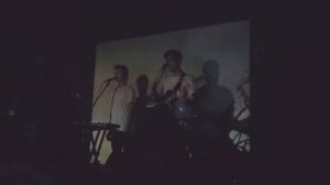 Твоё Далеко-Коленки