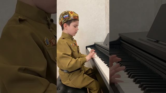 С днём Великой Победы! 75 лет Великой Победе! Поздравление Ветеранов. смотреть онлайн