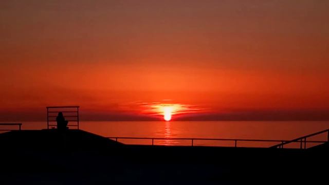 ЗАКАТ СОЛНЦА В БАТУМИ 2019. СКЕЙТПАРК смотреть онлайн