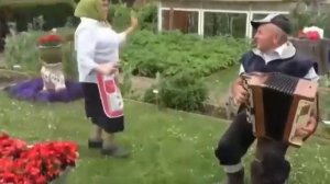 Жили были дед и бабка