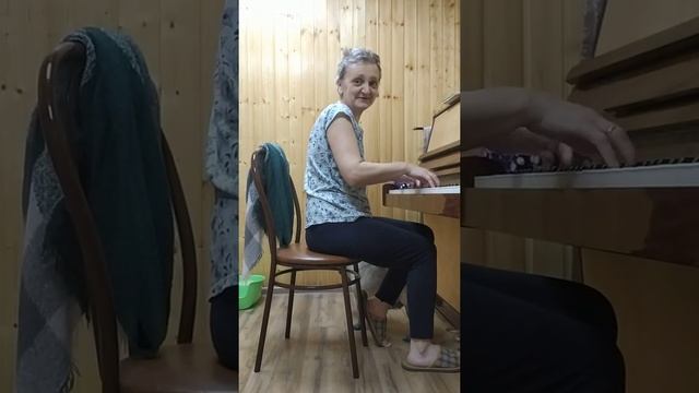 Шуберт, мопс и страшный зелёный горшок. смотреть онлайн