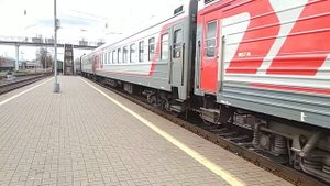 ЭП1М-384 с поездом 110 Москва - Новый Уренгой