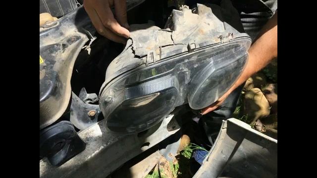 Непреднамеренный краш-тест. Разбиты бампер, фара, согнут усилитель бампера, телевизор. Rover 75. смотреть онлайн