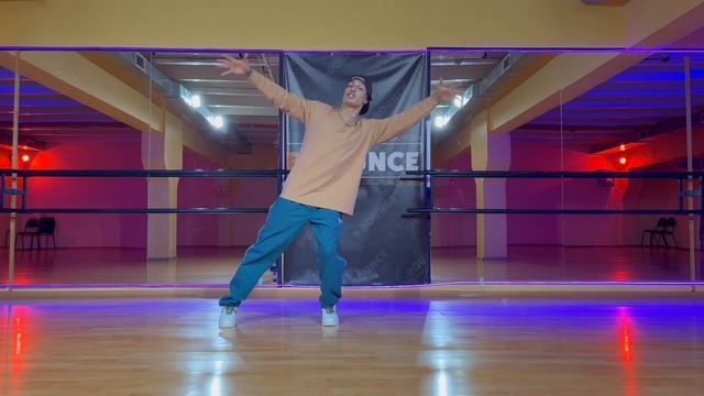 Брейк данс обучение: TOPROCK  SIDE STEP BASIC