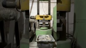 Испытания прочности кирпича FASHION BRICK завода ЛЗСМ ЛИТОС