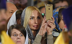 Нужно ли нам гламурное Православие? Или лицемерие медийных персон?
