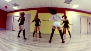 TWERK GIRLS / DANCE CENTER