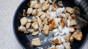 ВЕНГЕРСКИЙ ГУЛЯШ С КУРИЦЕЙ И ГРИБАМИ В СМЕТАННОМ СОУСЕ. ПРОСТО, СЫТНО И ОЧЕНЬ ВКУСНО. Простой рецеп