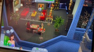 The Sims 4 на MacBook