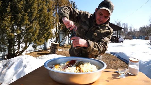 ТАЗ САМОГО СОЧНОГО ШАШЛЫКА НА УГЛЯХ смотреть онлайн