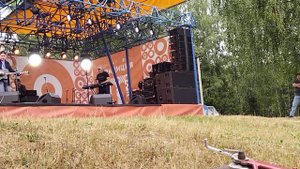 Калинов мост. Дома не был. Я три года дома не был,В баню с батей не ходил. Видел я чужое небо...
