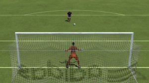 Hugo Loris VS Lionel Messi Training Arena FIFA 14 DEMO