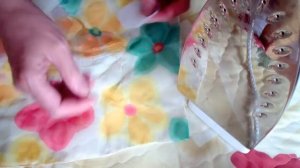 Гофрировка лепестков и листьев цветов утюгом