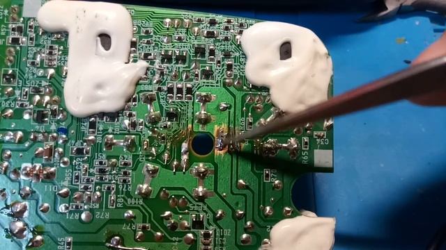 Как отремонтировать зарядку шуруповёрта HITACHI UC18YKL смотреть онлайн